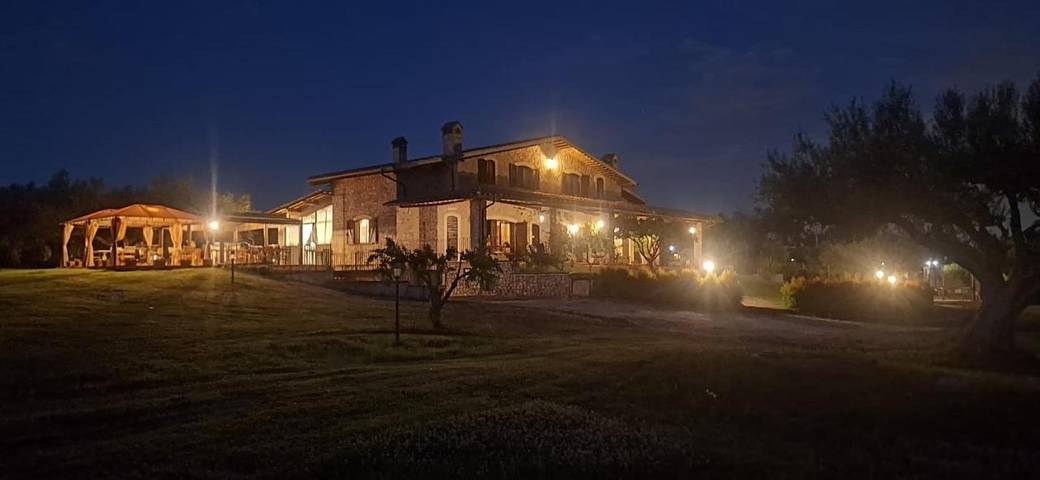 Casa vacanza, con Giardino e Piscina nonché Panorama a Cerveteri