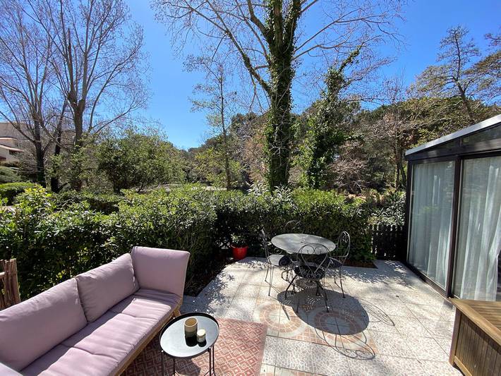 Gîte pour 2 personnes, avec vue sur le lac et terrasse dans La Coudoulière - 3