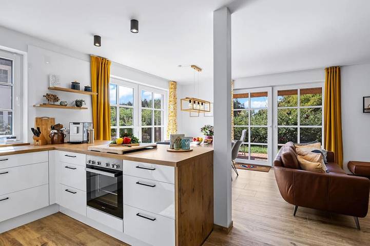 Ferienhaus für 6 Personen, mit Sauna und Garten sowie Terrasse, mit Haustier