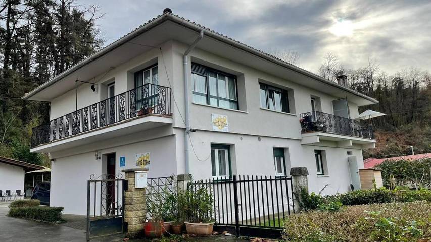 Location de vacances pour 2 personnes, avec jardin et terrasse dans Lezo