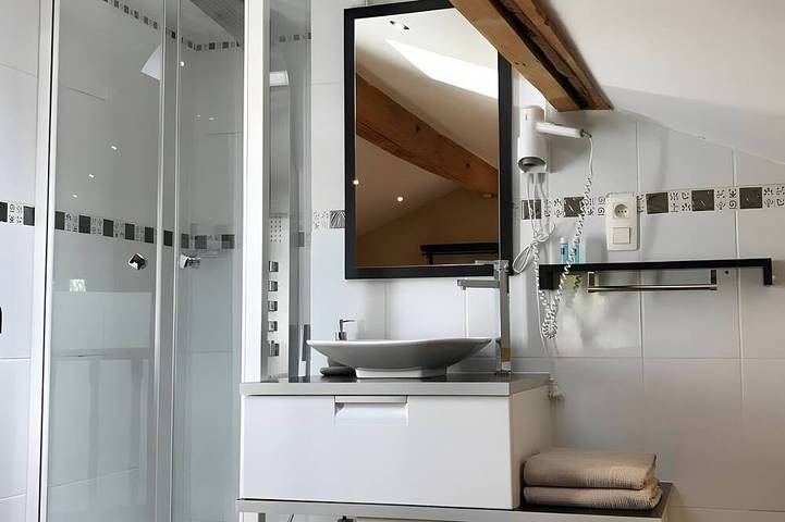 Chambre d’hôte pour 2 personnes, avec jardin et piscine à Thiviers - 3