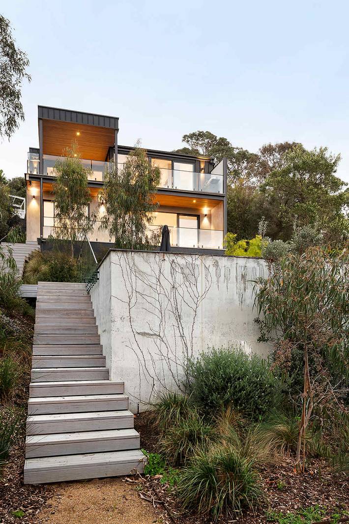 Holiday home for 14 people, with balcony, child-friendly in Mount Martha