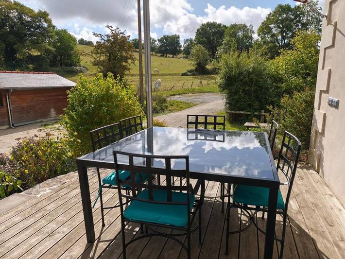 Location de vacances pour 6 personnes, avec jardin et vue, animaux acceptés à Changé (Mayenne) - 2