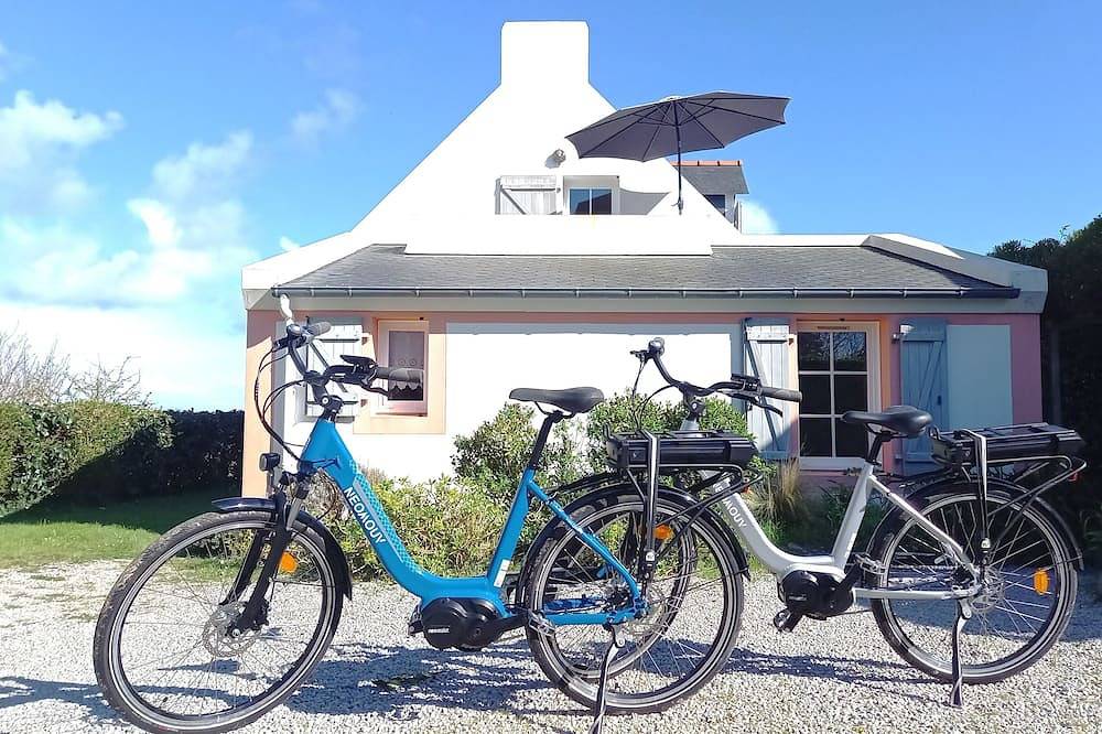 Appartement entier, Pourquoi pas une escapade en septembre & en vélo élec. dans ce Gite confortable in Bangor, Côte des Mégalithes