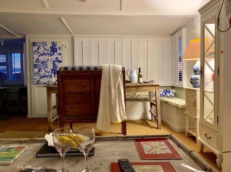 A unique, off-grid Eco Friendly Beach House. in Snettisham, Norfolk