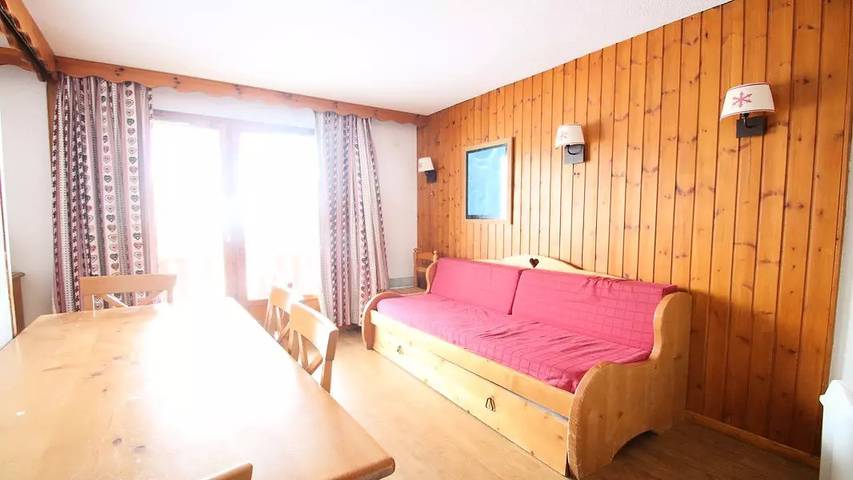Gîte pour 7 personnes, avec vue ainsi que piscine et balcon, animaux acceptés à Puy-Saint-Vincent - 2