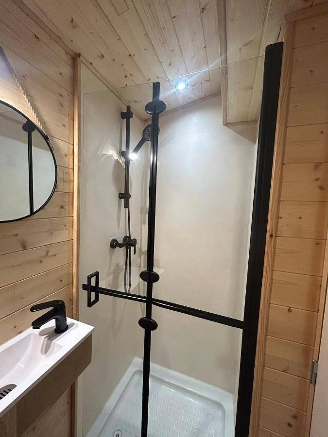 Gîte pour 2 personnes, avec Terrasse et Vue à Uchaux - 3