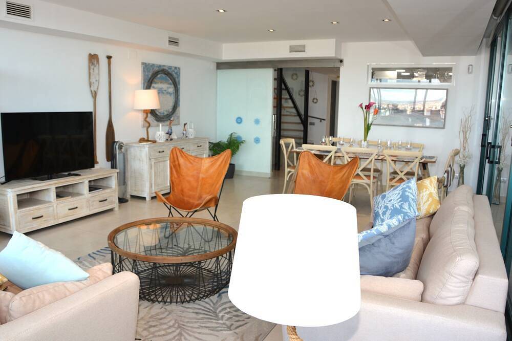 8 Minuten mit dem Auto von Sitges · Villa Kala · 15 Gehminuten zu den Stränden in Sitges, Garraf