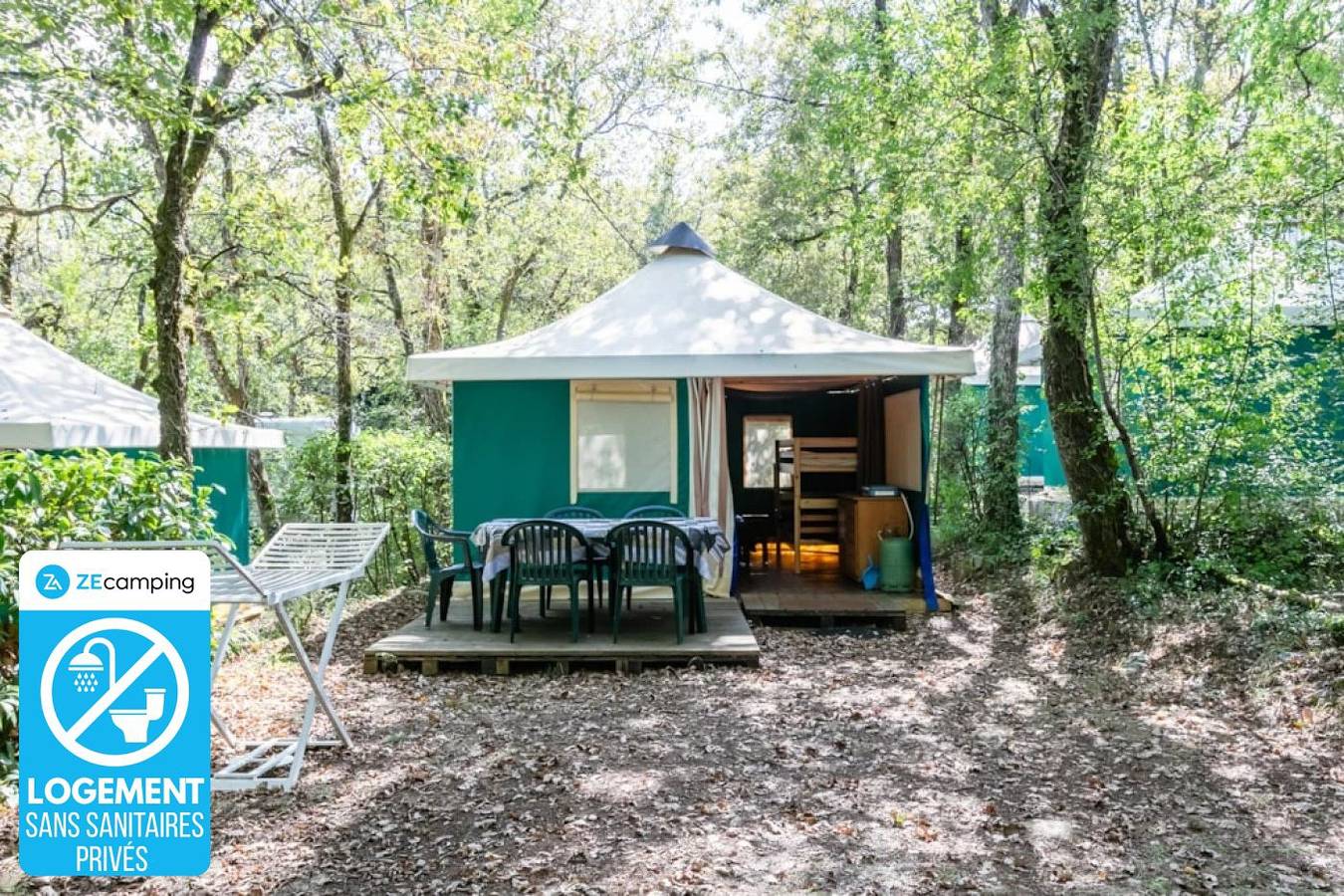 Camping 3 étoiles - Piscine in Chauffour-sur-Vell, Région de Brive-la-Gaillarde