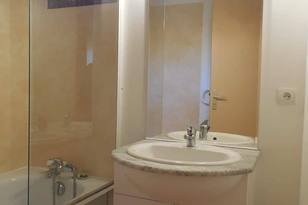 Appartement entier, Ax-Les-Thermes / Ignaux Appartement \"l'Orri\" T2 dans résidence de montagne in Ignaux, Pyrénées