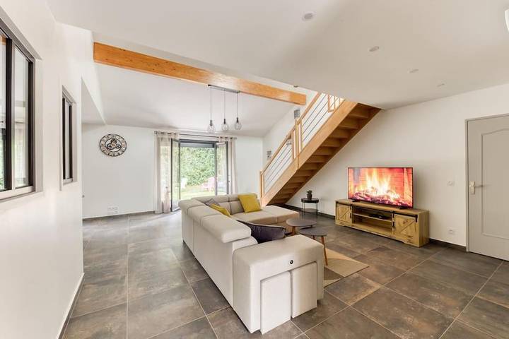 Maison de vacances pour 8 personnes, avec Terrasse ainsi que Jardin et Vue à Villepinte