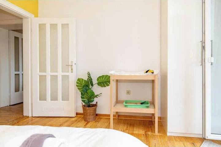 Ganze Wohnung, Ferienwohnung mit Terrasse in Würzburg, Fränkisches Weinland