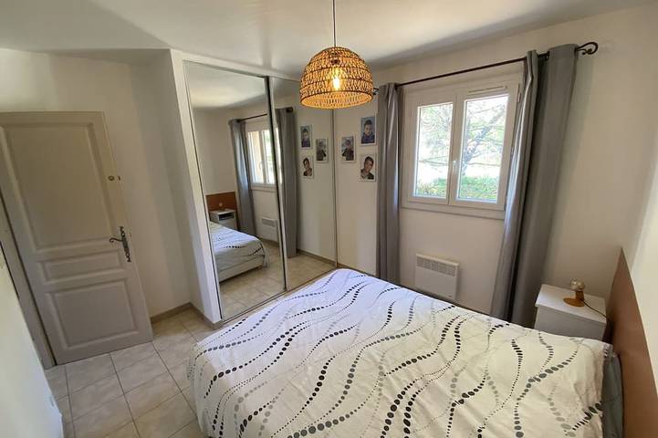 Location de vacances pour 8 personnes, avec jardin à Saint-Maximin-la-Sainte-Baume - 4