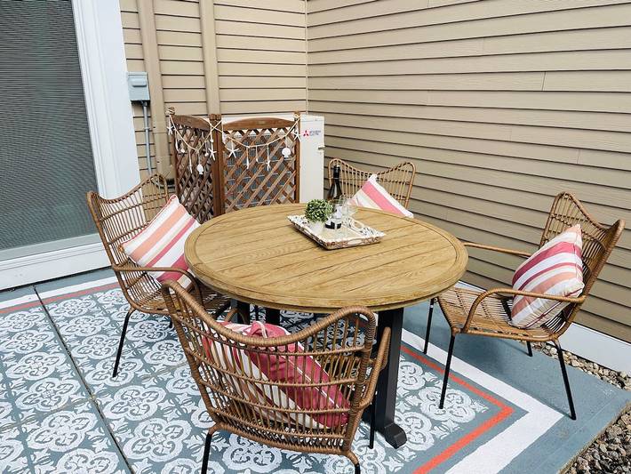 Vacation rental for 6 people, with pool and terrace in Brewster