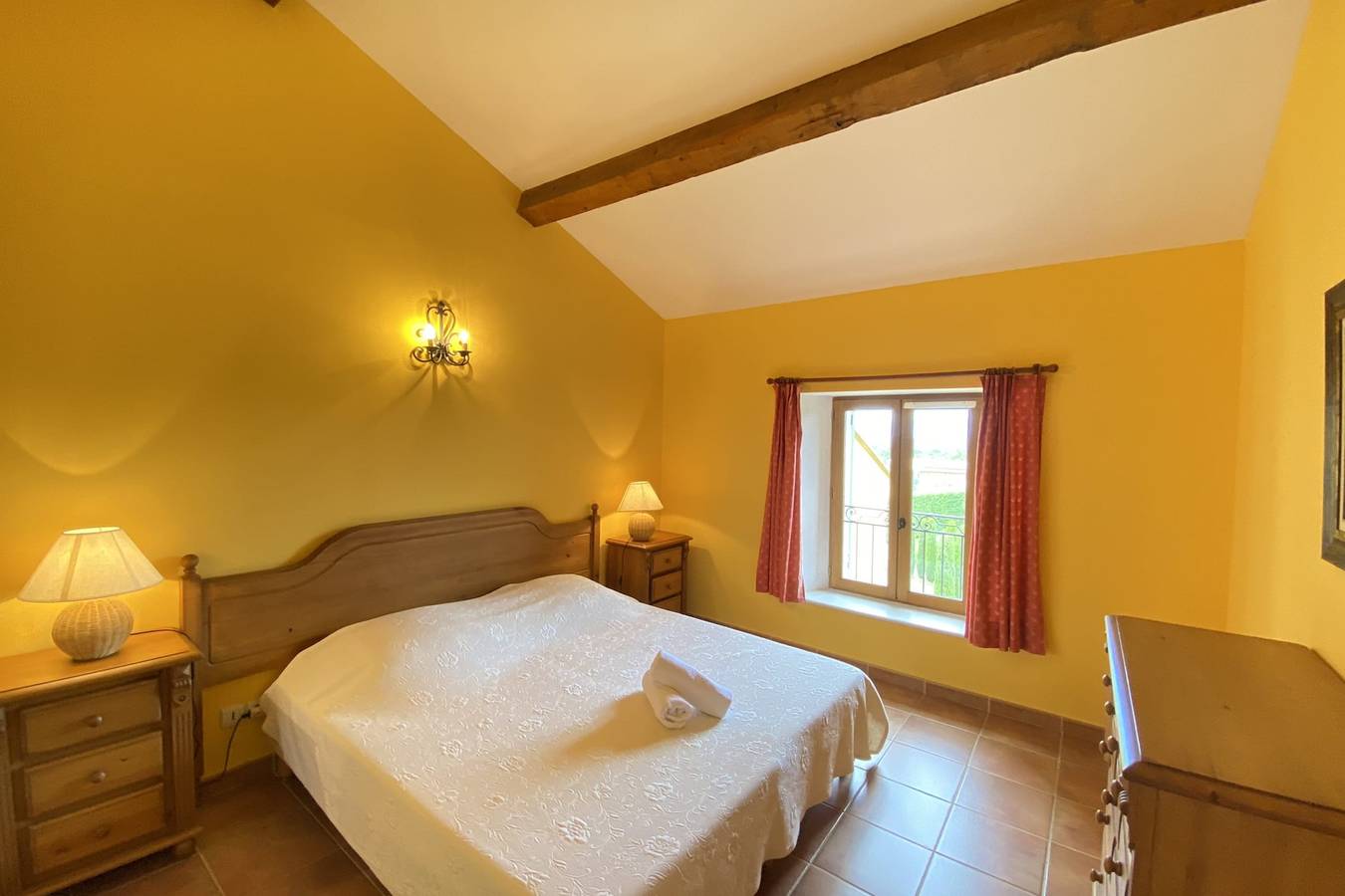 Ganze Wohnung, Ferienwohnung für 4 Personen mit Garten in Brunet, Alpes-de-Haute-Provence