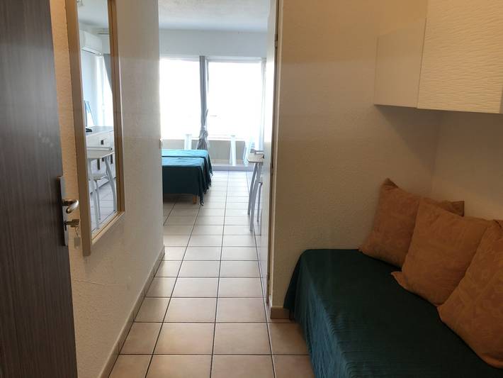 Gîte pour 3 personnes, avec balcon dans Plage Veillat Saint Raphael - 4