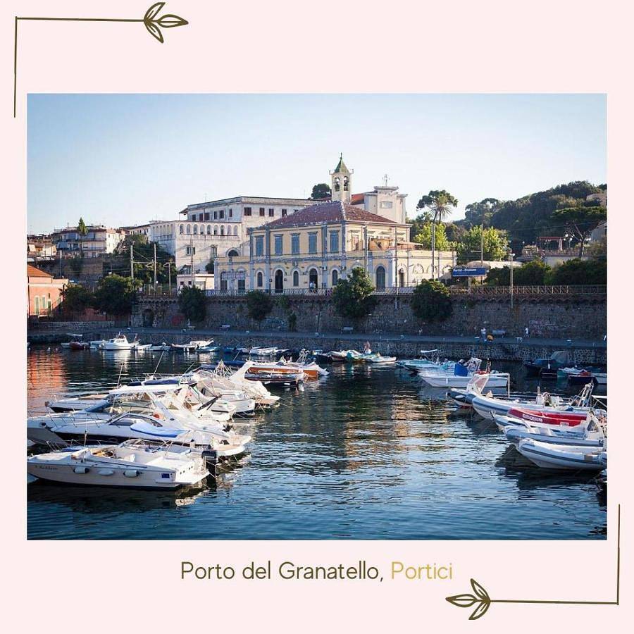 Shalom Portici in Portici, Parco nazionale del Vesuvio