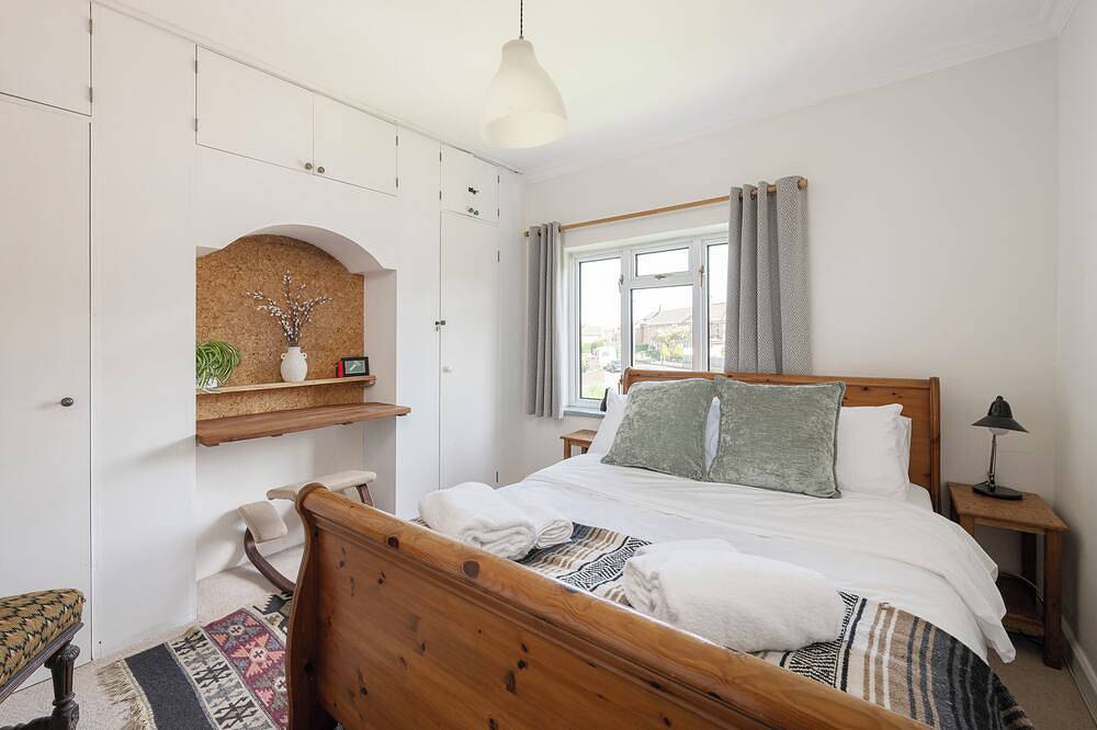 Cosy home off Glastonbury High Street in Glastonbury, Somerset
