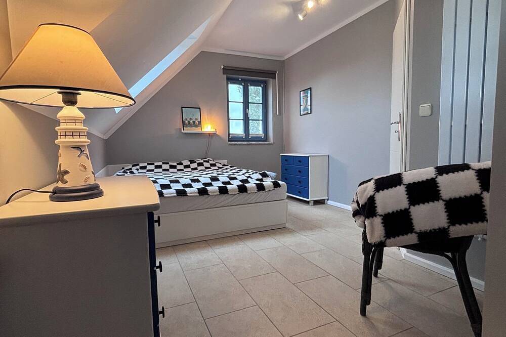 Frisch saniert: Familien-Ferienhaus Achterland - Sauna Kamin Strand in Kamminke, Usedom