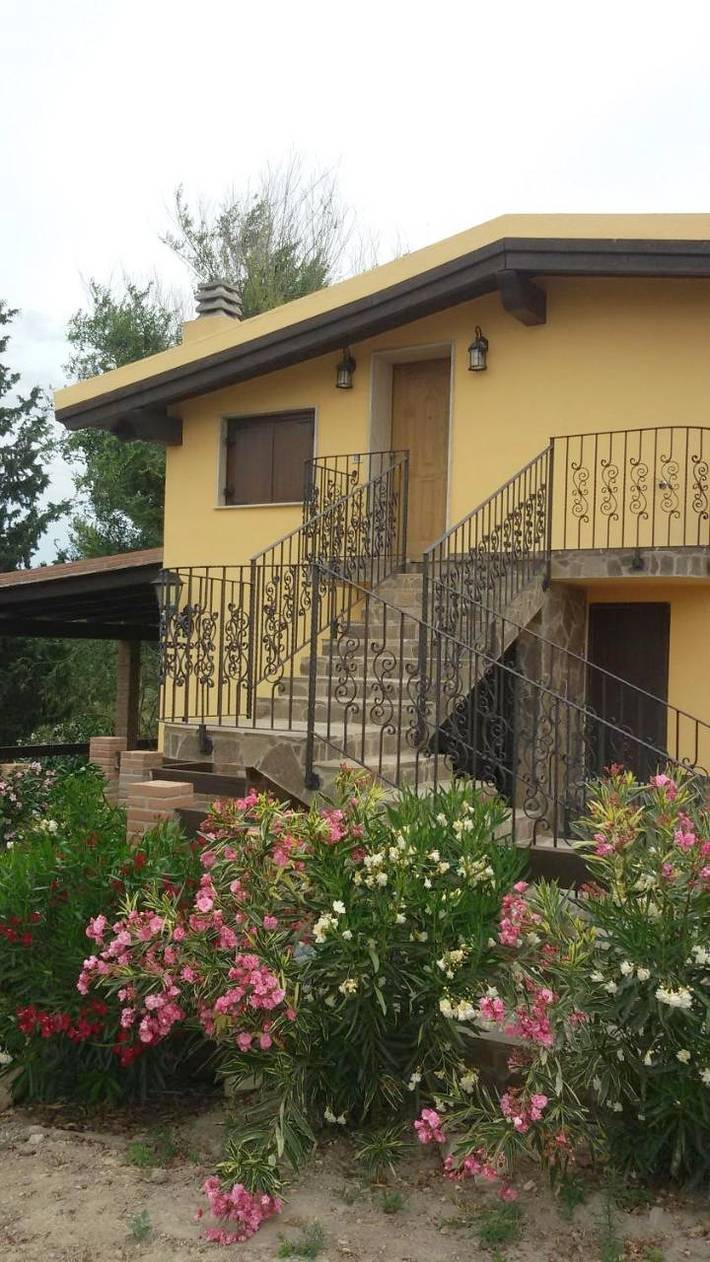 Casa vacanza per 4 persone, con panorama e giardino, con animali domestici a Quartucciu