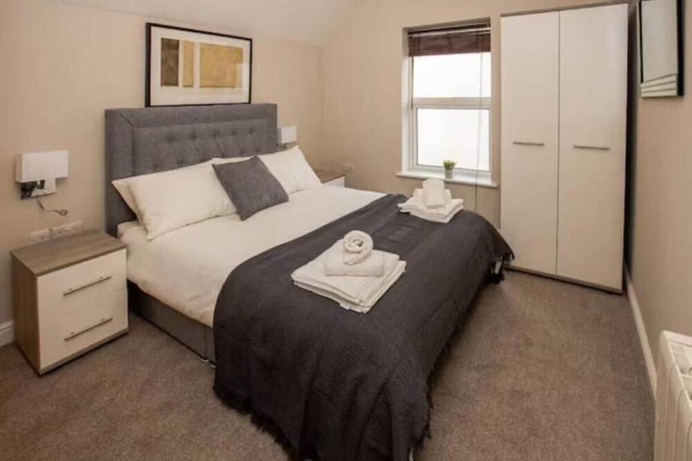 Entire apartment, 1 Bed Flat Close to the Station, River and Town & Free Parking in Reading, Berkshire