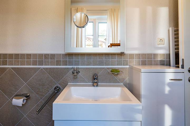 Bauernhof für 5 Personen, mit Garten in Sellin - 2