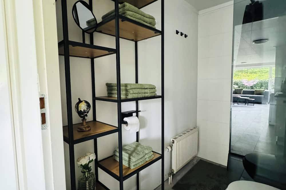 Geniet van simpele luxe in de nabijheid van een nationaal park in Zeegse in Drenthe