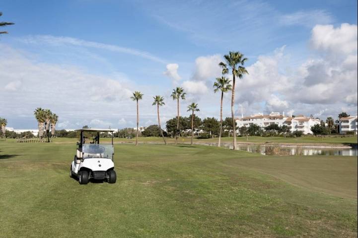 Apartamento entero, Paraíso de golf free parking by Staycare in Costa Ballena, Rota 