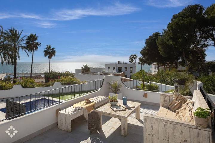 Casa rural para 14 personas, con jardín además de piscina y terraza en Moraira - 2