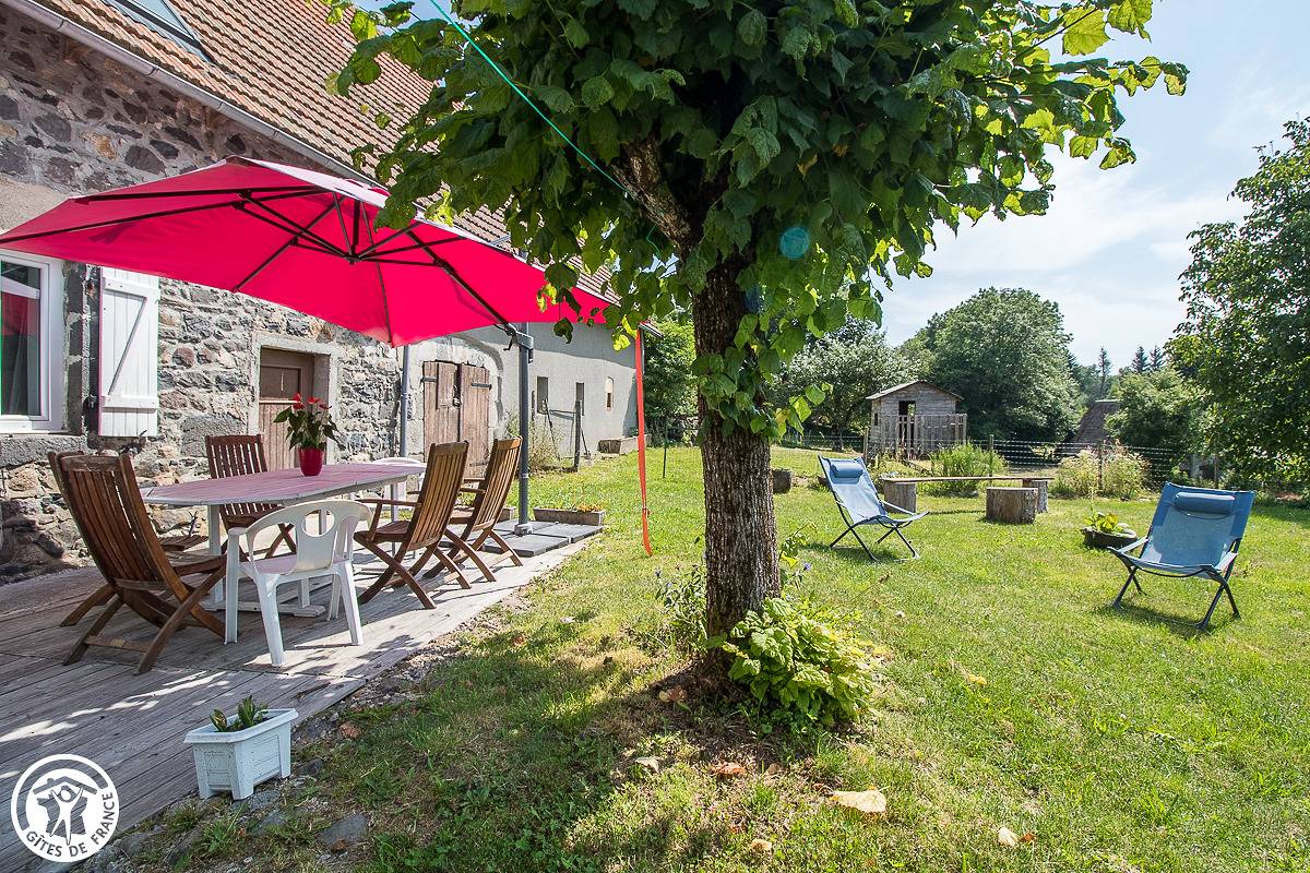 Gîte de Terrif in Larodde, Parc naturel régional des Volcans d'Auvergne