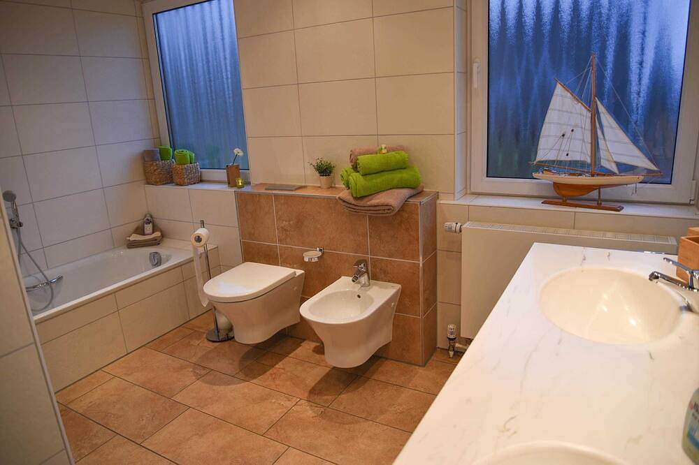 Ganze Wohnung, Ferienhaus Moje Tied (4 Sterne) - Ferienhaus Moje Tied in Barßel, Nordseeküste