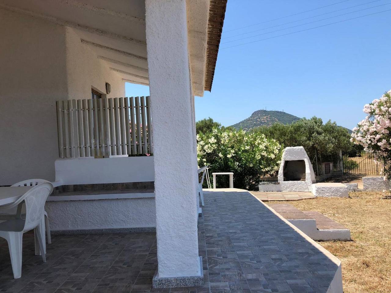 Entire apartment, Apartment 'villa singola 1' with Sea View, Wi-Fi and Air Conditioning in La Muddizza, Valledoria