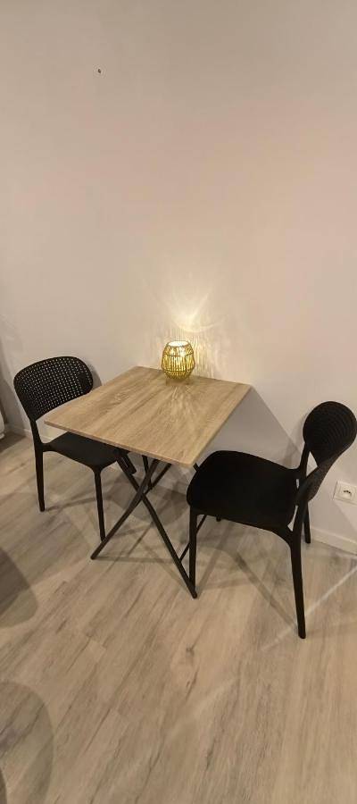 Gîte pour 2 personnes dans Villieu-Loyes-Mollon - 3