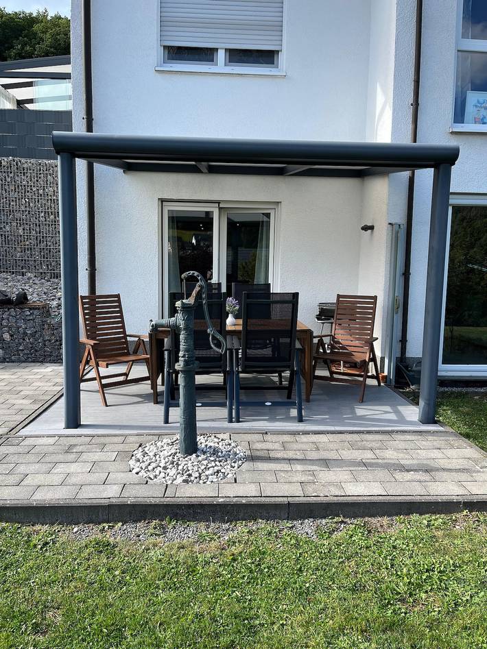 Hel lejlighed, Apartment 'Retreat' with Mountain View, Private Garden and Wi-Fi in Plettenberg, Märkischer Kreis