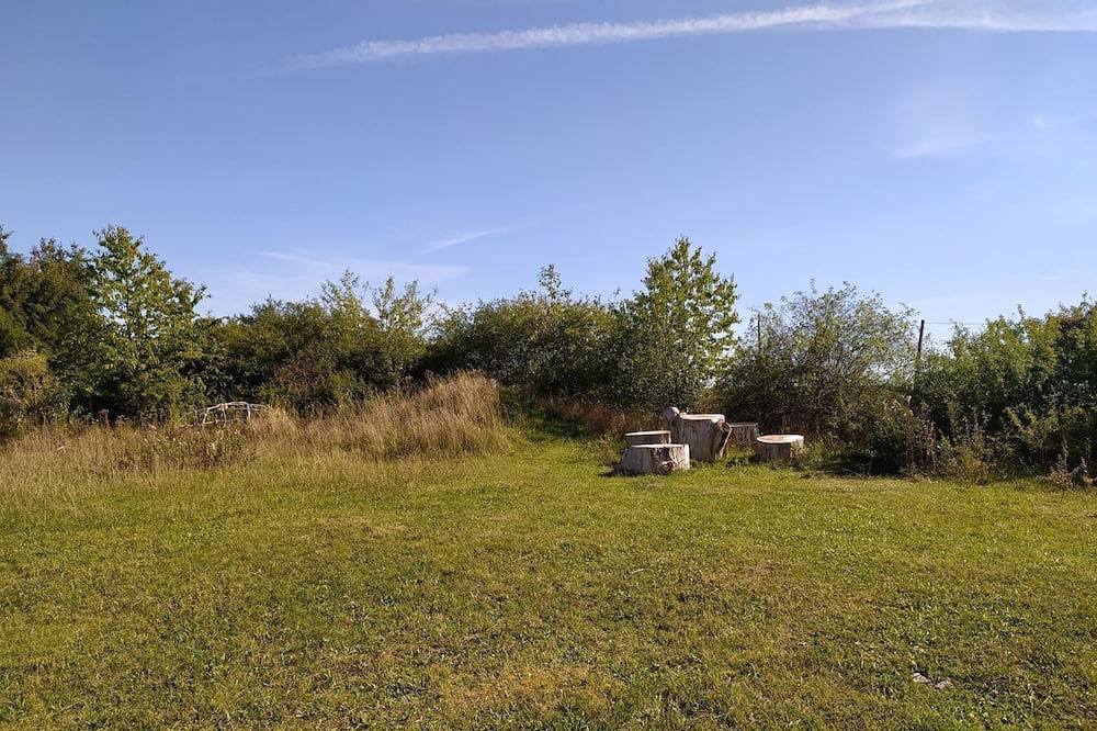 Kleines Gartenhaus in Schapow, Nordwestuckermark
