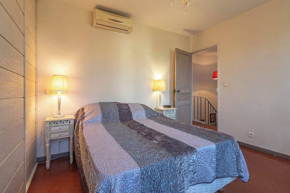 Charming house in a quiet location for a family holiday. in Toulon, Toulon region