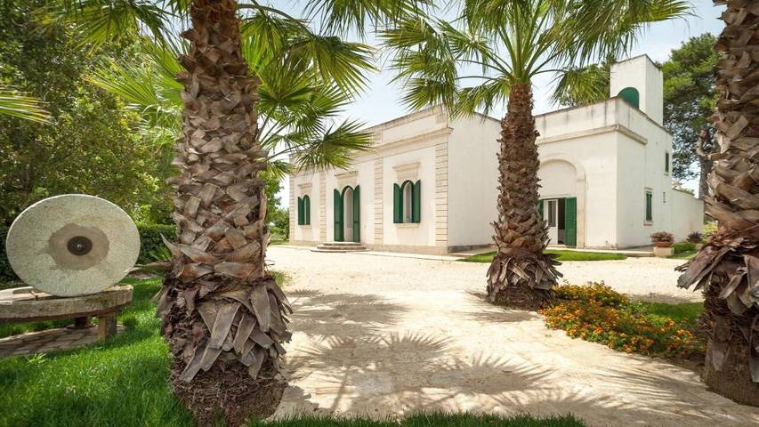 Ferienhaus für 8 Personen, mit Terrasse und Garten sowie Pool und Ausblick