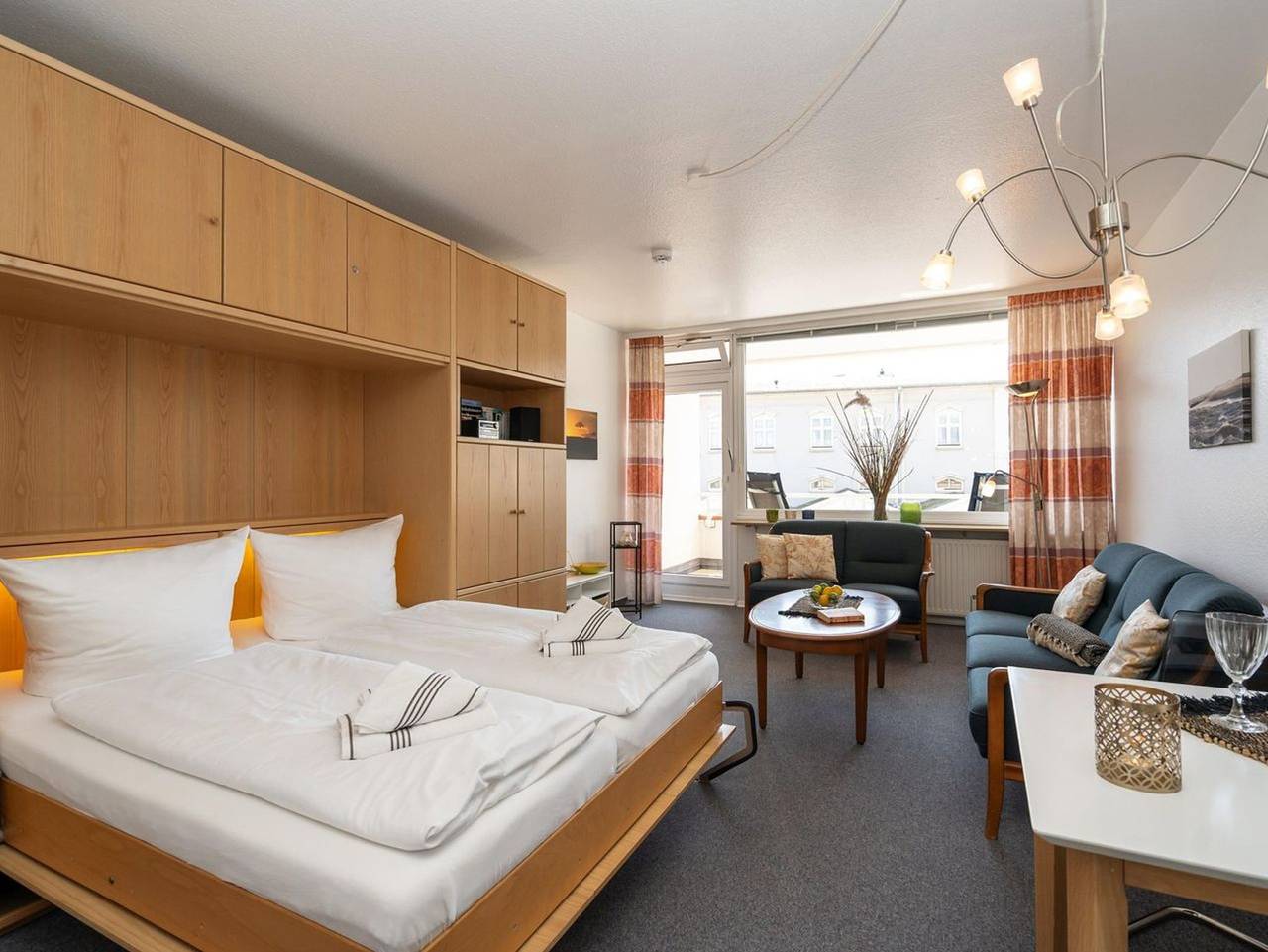 Ganze Ferienwohnung, Strandstraße - Gemütliches, zentrales 1-Zimmer App., strandnah, Balkon, Stellplatz, Wlan. in Westerland, Sylt (Gemeinde)