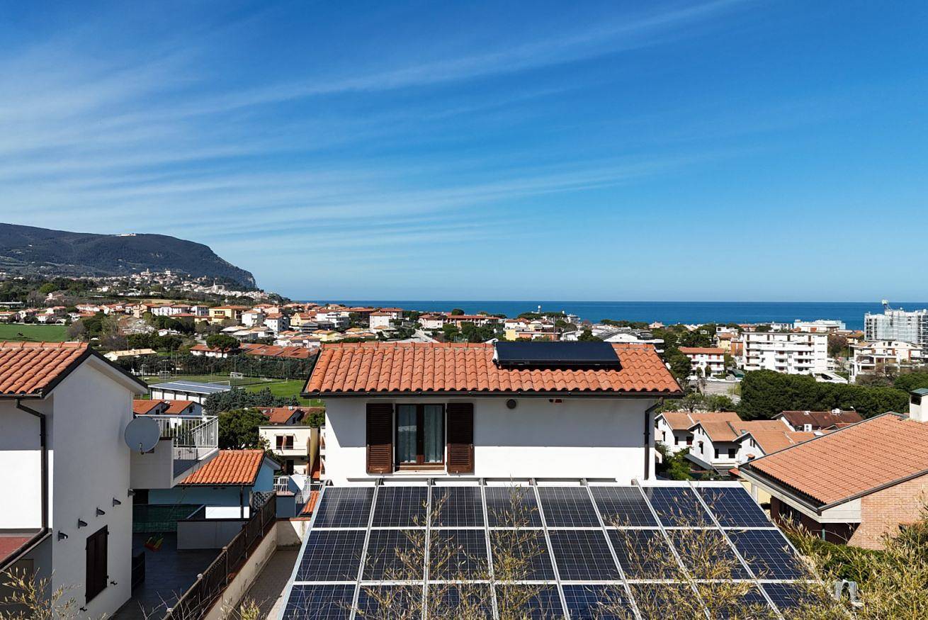 Apartamento entero, M390 - Marcelli, delightful villa with sea view in Riviera del Conero