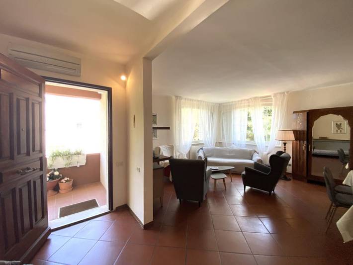 Appartamento intero, 6 posti letto - Mazzanti - Villa bifamiliare: grande terrazza vicina al mare in Spiaggia di Rimigliano (San Vincenzo), San Vincenzo