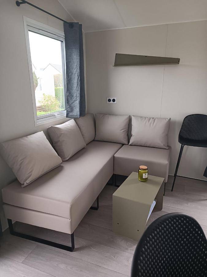 Camping pour 4 personnes, avec Piscine et Vue à Erdeven