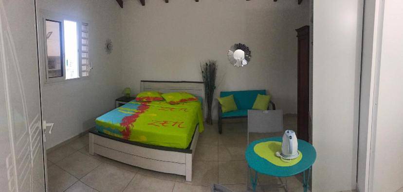 Location de vacances pour 2 personnes, avec jardin ainsi que terrasse et vue dans Plage de Bois Jolan - 4