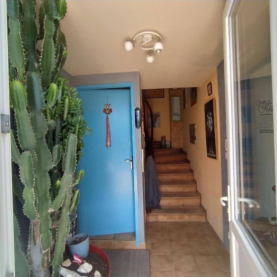 Comfort Triple Room with Shower in Saint-Bertrand-de-Comminges, Haute-Garonne