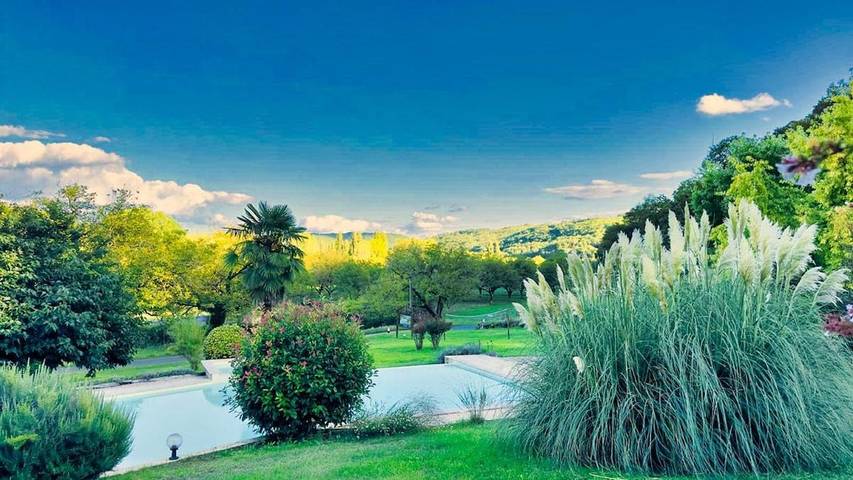 Location de vacances pour 6 personnes, avec Terrasse et Jardin ainsi que Piscine et Vue à Daglan - 3