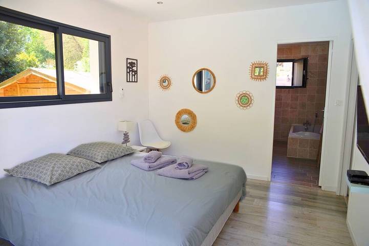 Location de vacances pour 6 personnes, avec jardin à Saubion - 4