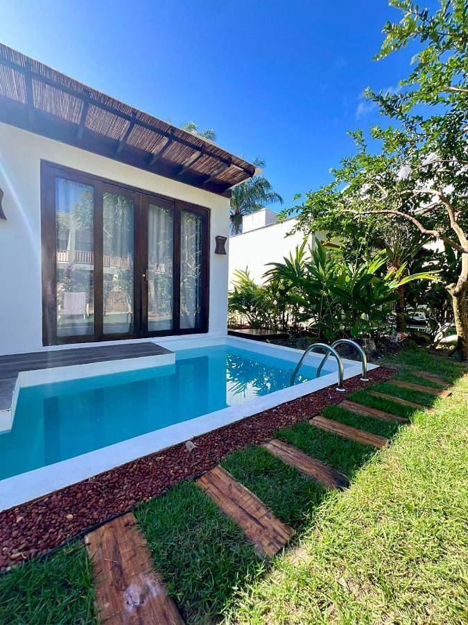 Casas e apartamentos de temporada para 4 pessoas, com jardim e piscina em Barra Grande