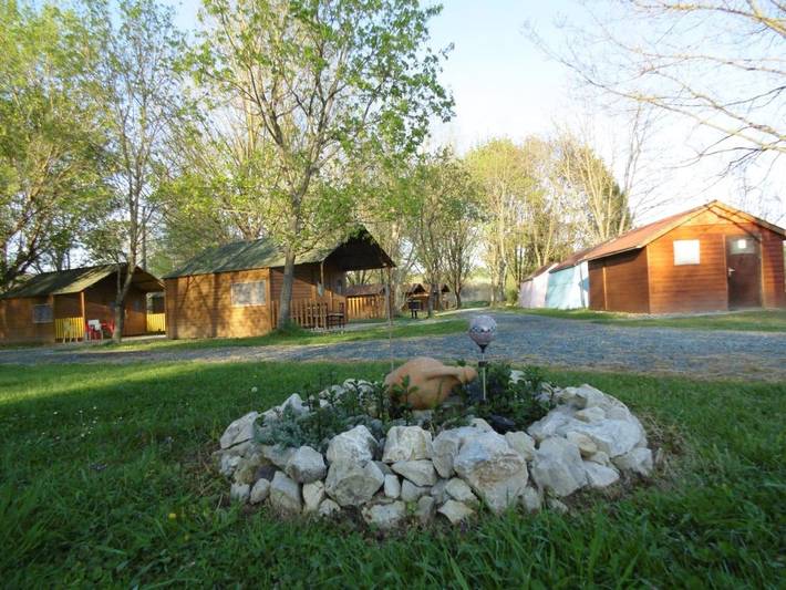 Camping voor 2 personen, with Terras and Tuin as well as Uitzicht in Hongarije