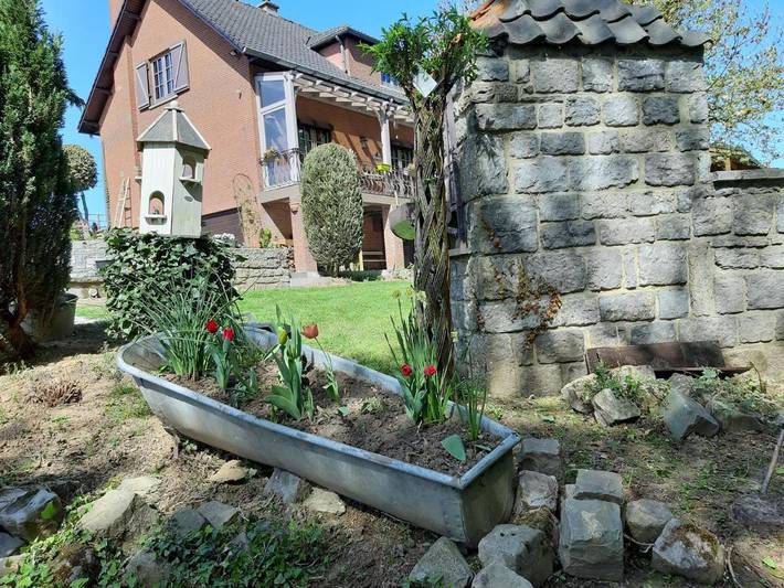 Gîte pour 2 personnes, avec vue ainsi que jardin et terrasse, animaux acceptés à Chimay - 4