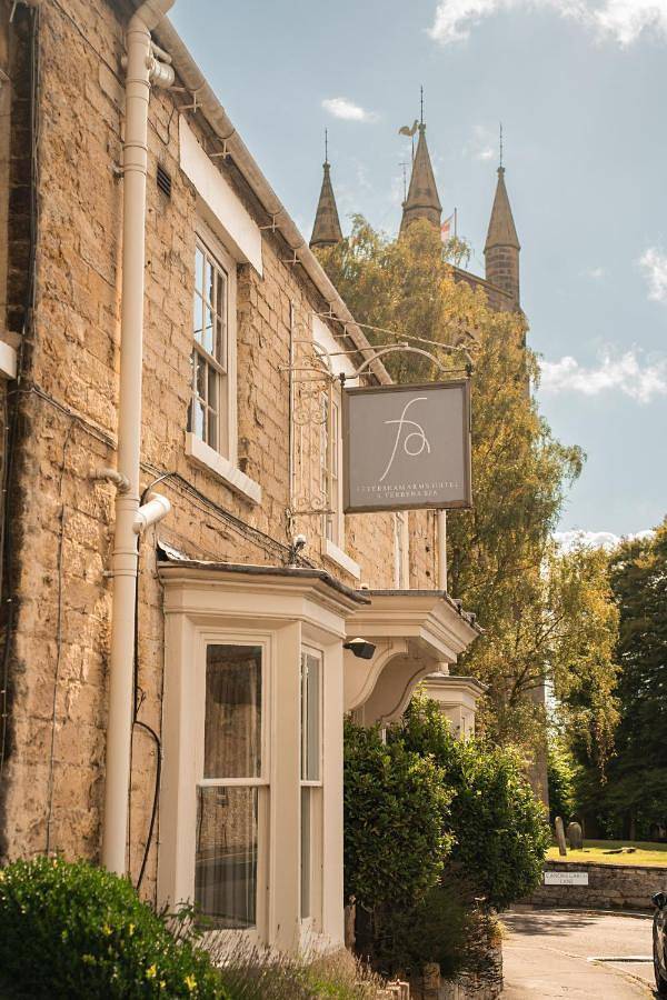 Poolside Suite in Helmsley, North York Moors National Park
