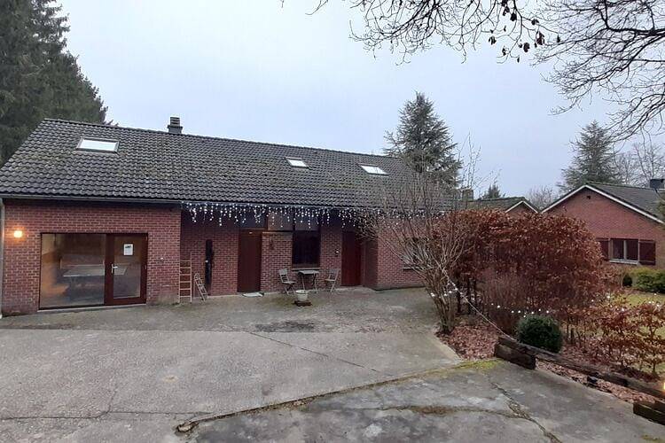 Ferienhaus in Recht mit Garten in Sankt Vith, Lüttich und Umgebung